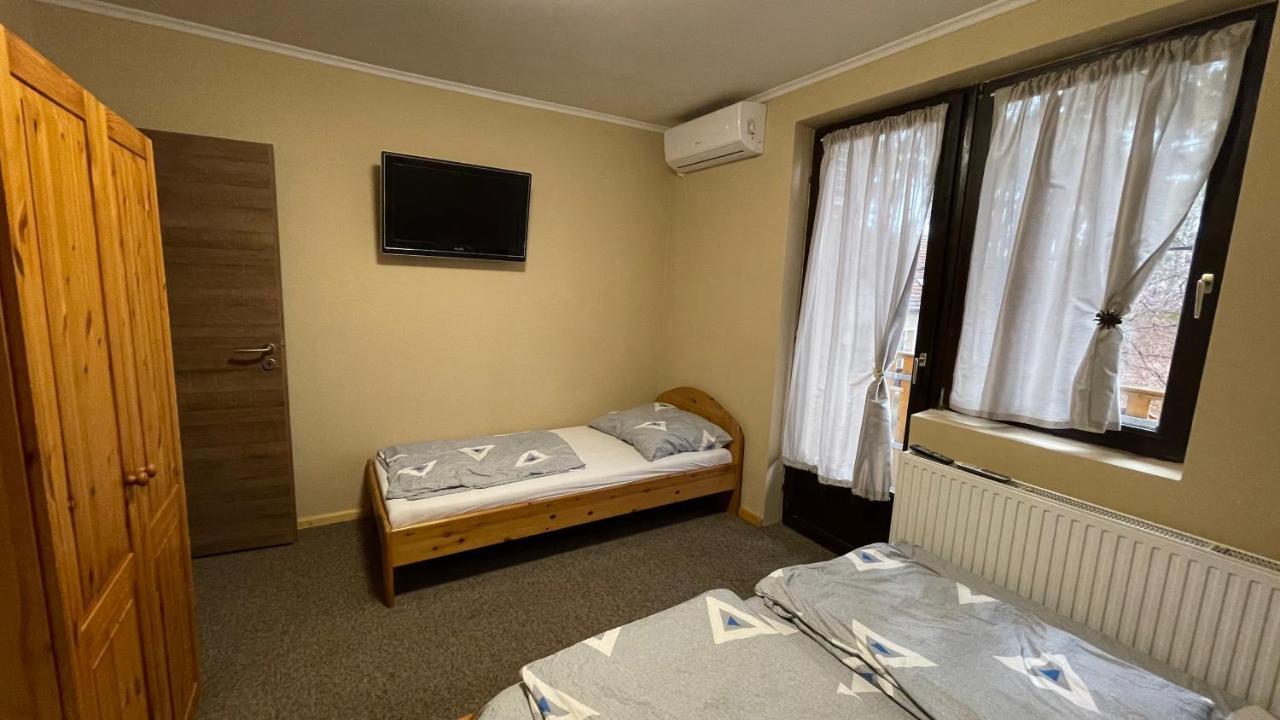 Gratisz Apartman Шіофок Екстер'єр фото