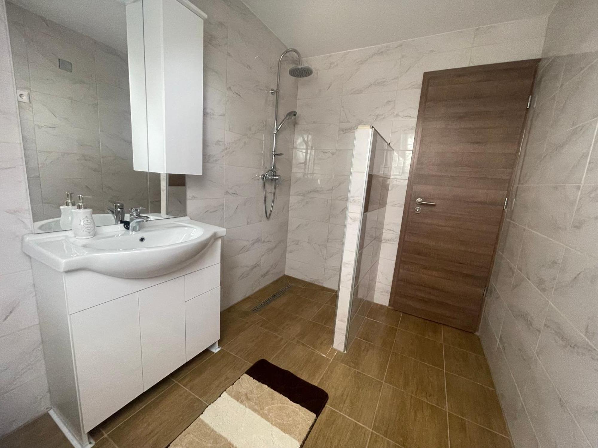 Gratisz Apartman Шіофок Екстер'єр фото