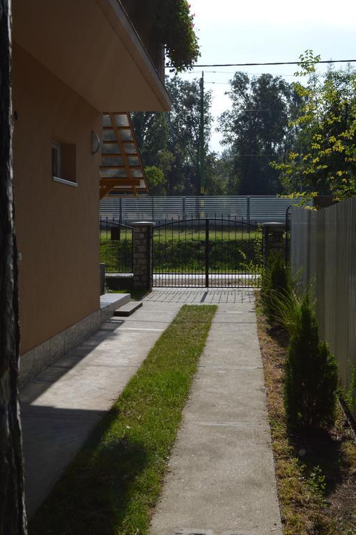 Gratisz Apartman Шіофок Екстер'єр фото